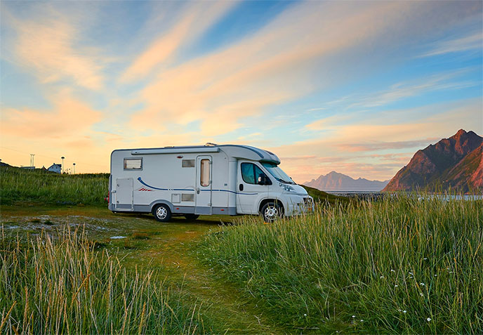 Chystáte sa s karavanom na výlet? Poradíme vám správny výber batérie.